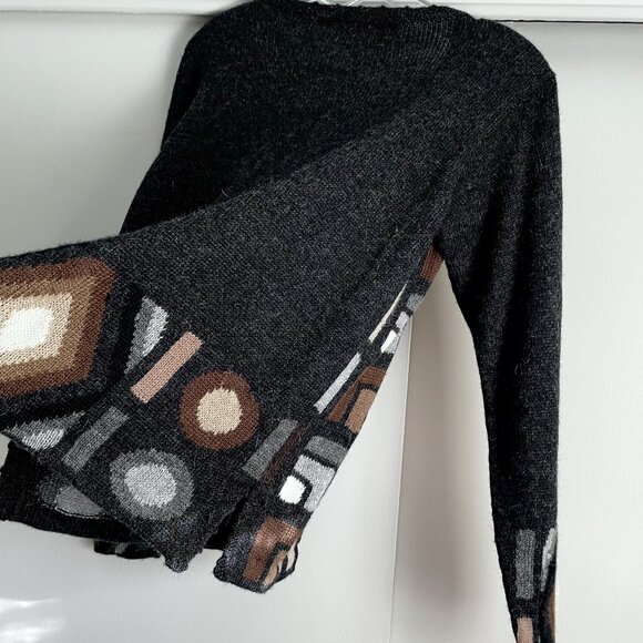 La Vicunita Peruvian Baby Alpaca Cardigan Sweater Size M Gray Multi Aztec Geo - Picture 6 of 15
